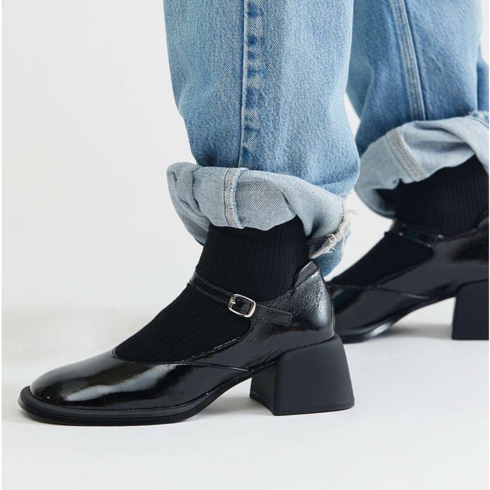 LIKE NEW | Vagabond Ansie Patent Mary Jane Heels